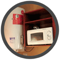 Horno Microondas y Termotanque Eléctrico